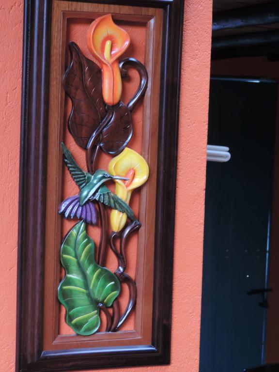 Hotel Los Geranios 두이타마 외부 사진