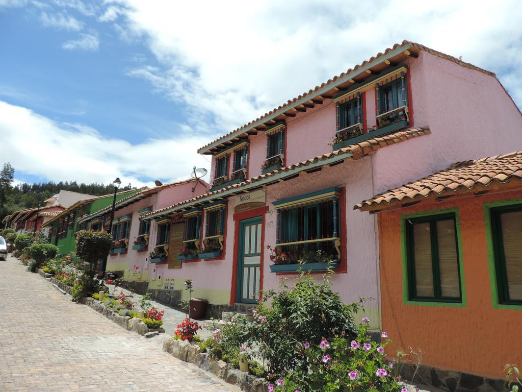 Hotel Los Geranios 두이타마 외부 사진