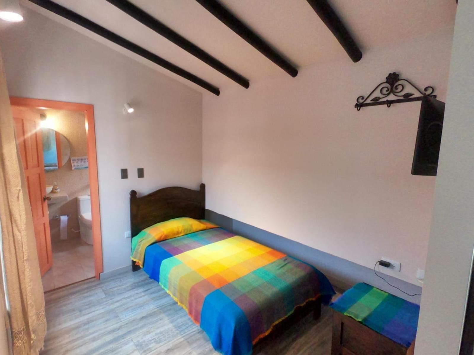 Hotel Los Geranios 두이타마 외부 사진
