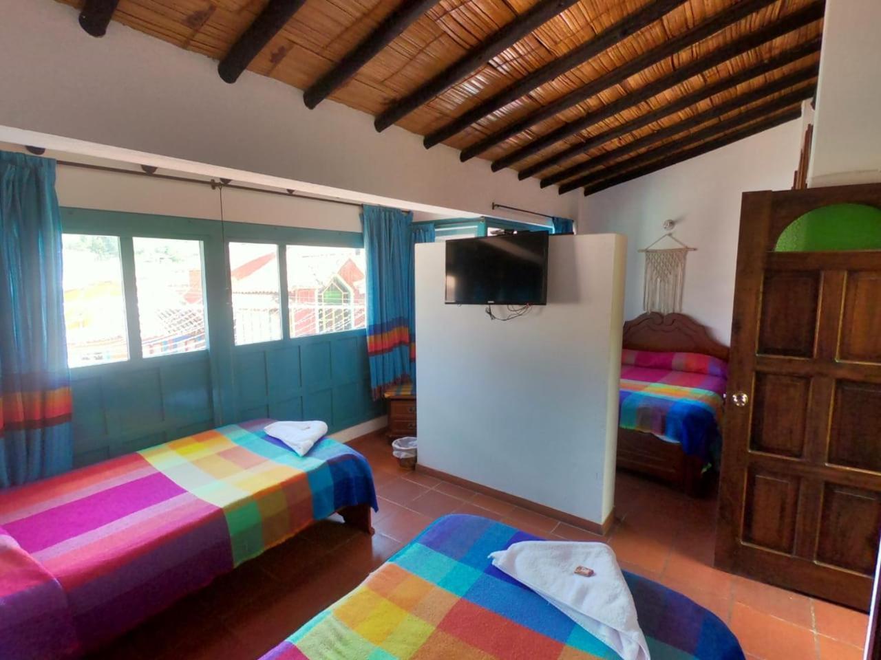 Hotel Los Geranios 두이타마 외부 사진