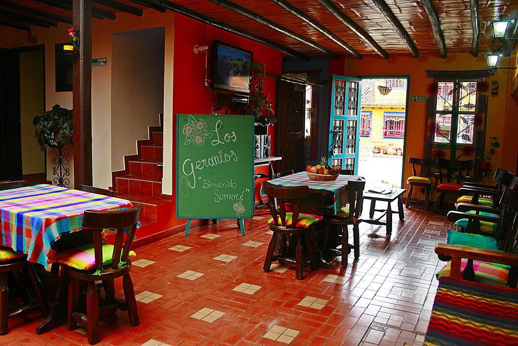 Hotel Los Geranios 두이타마 외부 사진