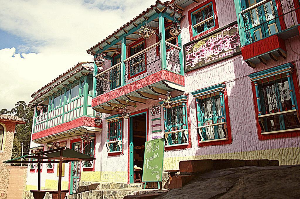 Hotel Los Geranios 두이타마 외부 사진